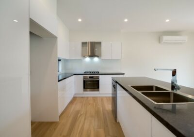 kitchen renovation black benches